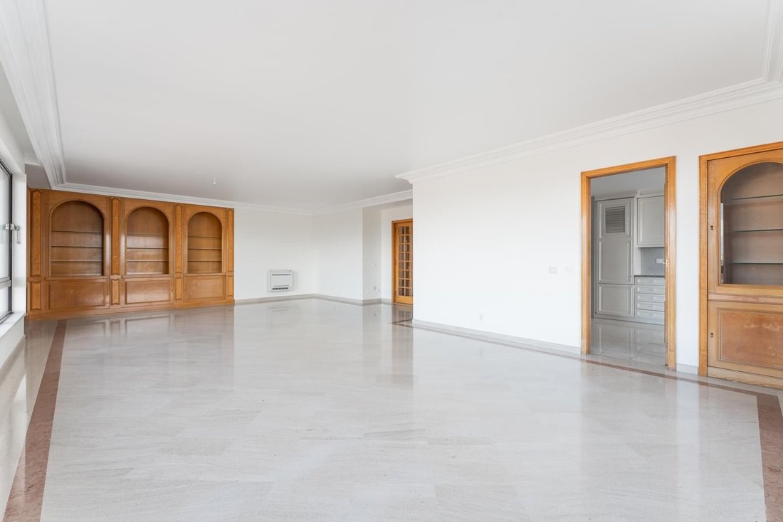 Apartment in Avenidas Novas, Lisbon, Portugal 3 - 16466473