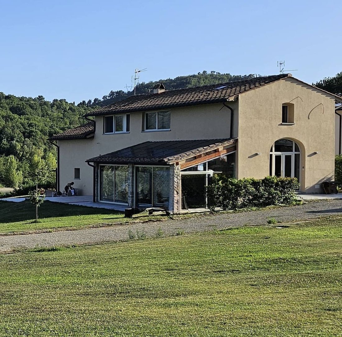 Villa in Barberino di Mugello, Tuscany, Italy 2 - 16470198