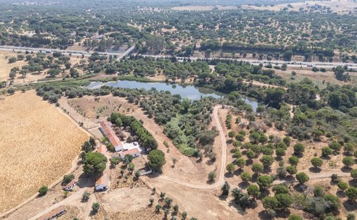 Country House in Sao Martinho, Setubal, Portugal 1
