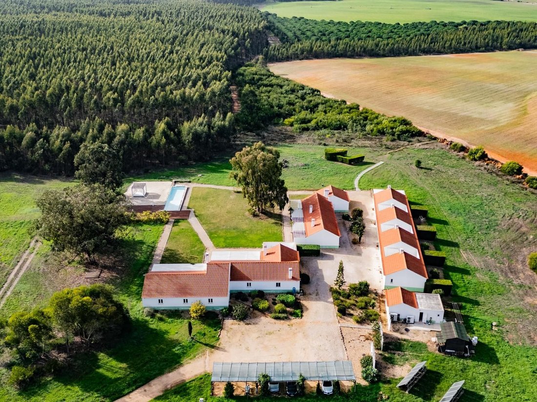 Villa in Sao Salvador e Santa Maria, Beja District, Portugal 4 - 16468848