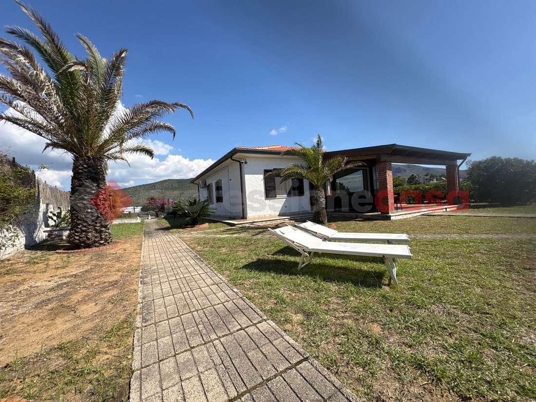 Villa in Sperlonga, Lazio, Italy 1 - 16469594