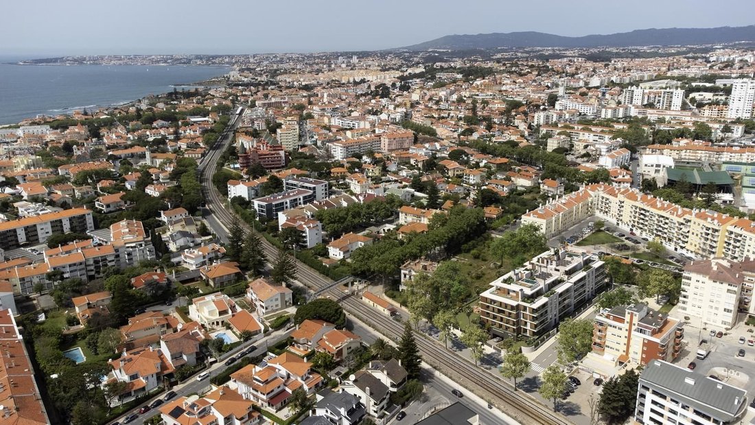 Carcavelos e Parede, Lisbon, Portugal 3 - 16466200