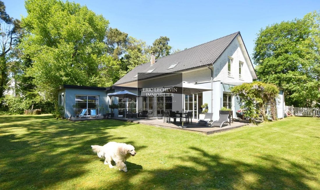 Villa in Zone Industrielle-Forêt, Le Touquet-Paris-Plage, France 1 - 15619584