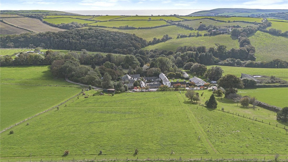 Estate in Trenewan, Polperro, England 2 - 16466547