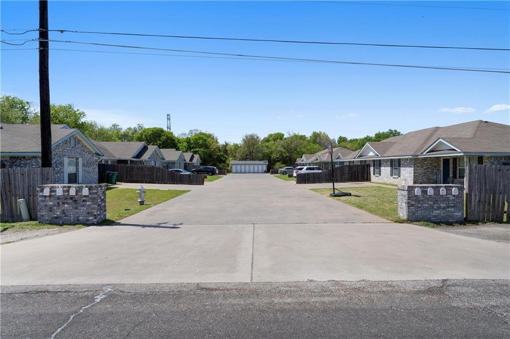 Apartment in Elm Mott, Texas, United States 1 - 16466189
