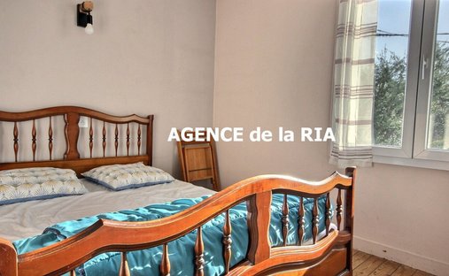 Castle for Sale in Saint-Michel-Chef-Chef, Pays de la Loire, France