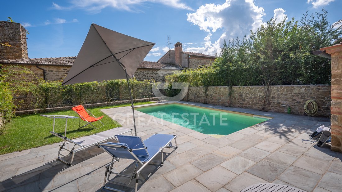 Estate in Sinalunga, Tuscany, Italy 4 - 16469833
