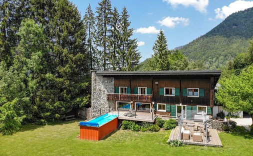 Chalet in Morzine, Auvergne-Rhône-Alpes, France 1