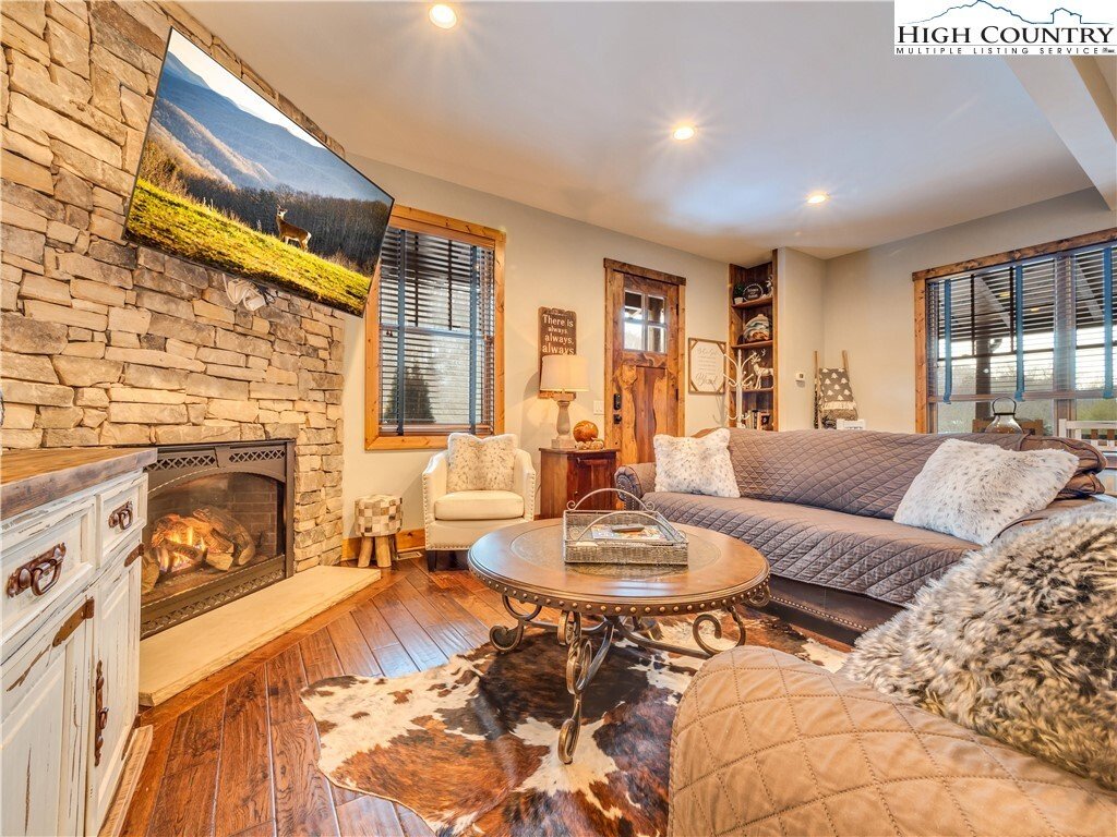 Townhouse in Banner Elk, North Carolina, United States 3 - 16466549