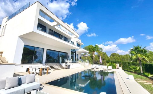Villa in Portals Nous, Calvia, Balearic Islands 1