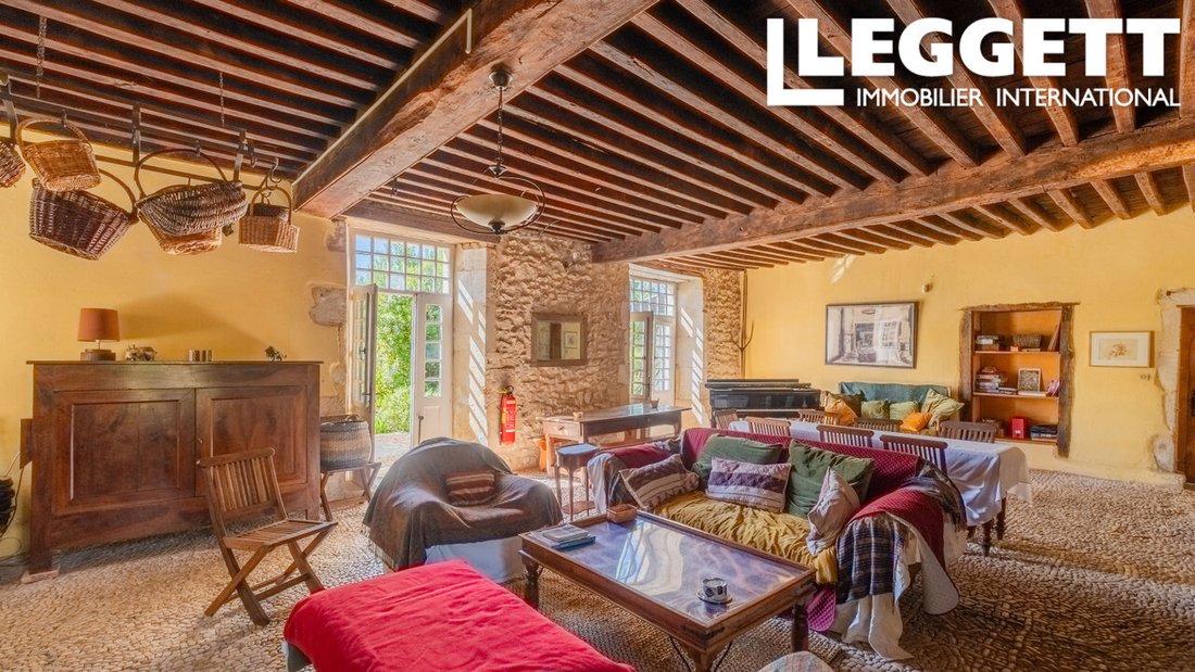 House in Vouthon, Nouvelle-Aquitaine, France 4 - 15207283