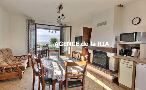 Castle for Sale in Saint-Michel-Chef-Chef, Pays de la Loire, France