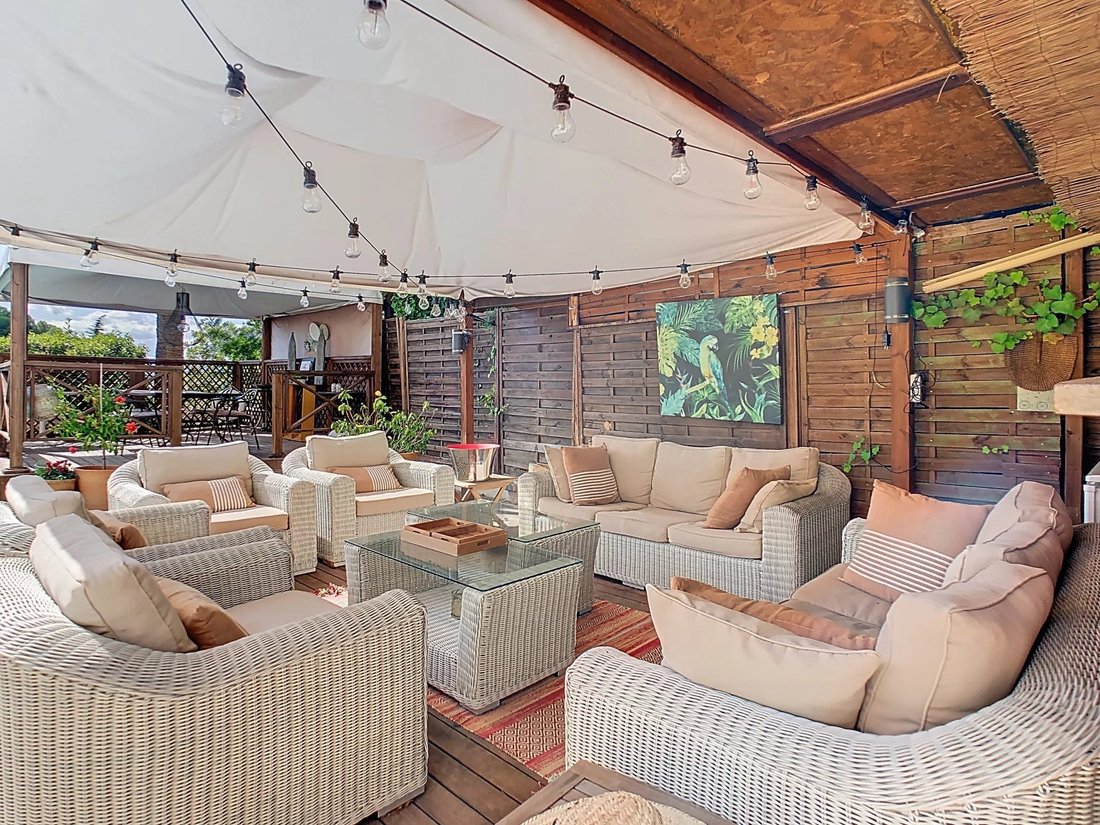 Villa in Collines, Le Cannet, France 3 - 16467863
