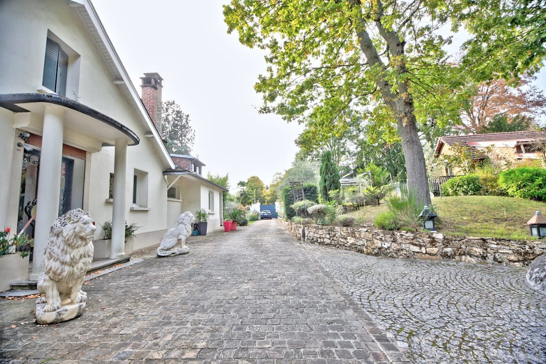Villa in Aulnay, Châtenay-Malabry, France 3 - 16468138