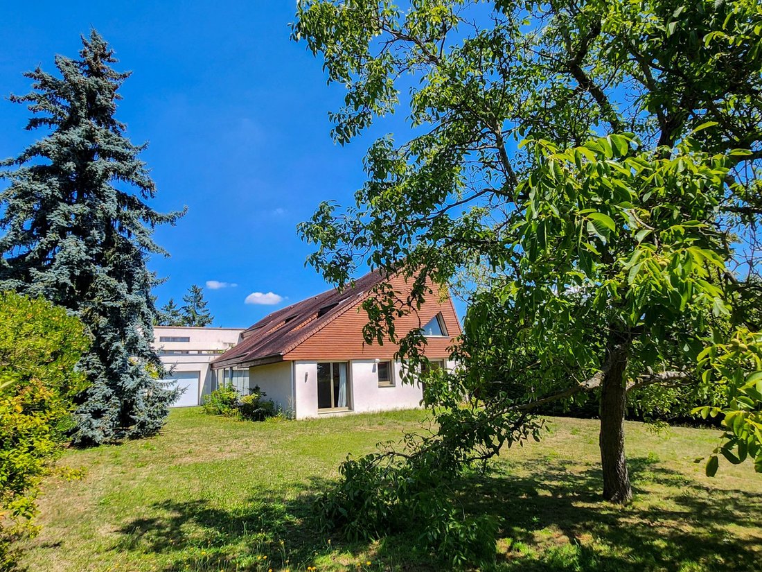 Villa in Montlhery, Ile-de-France, France 2 - 16468210