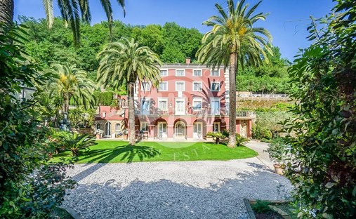 Villa in Marina di Massa Centro, Massa, Italy 1