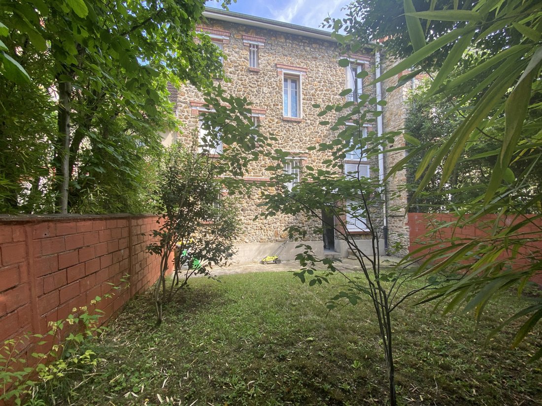 House in Centre Ville-Commerce, Enghien-les-Bains, France 1 - 16467351