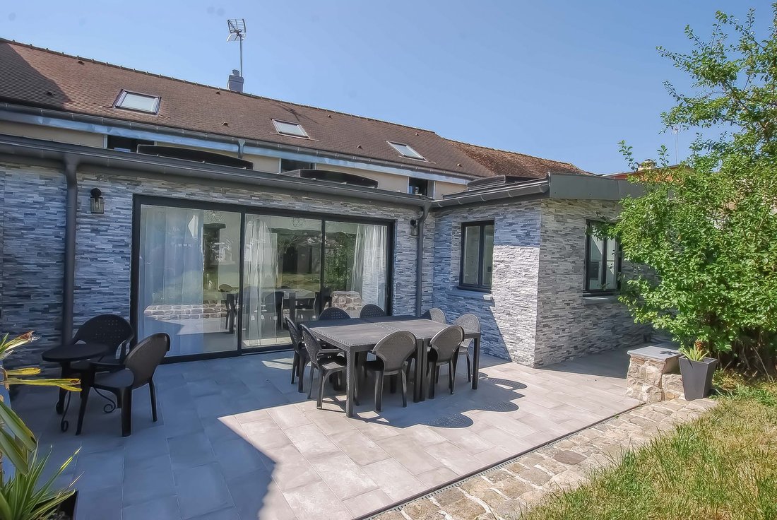 House in Boissy-sous-Saint-Yon, Ile-de-France, France 1 - 16468355