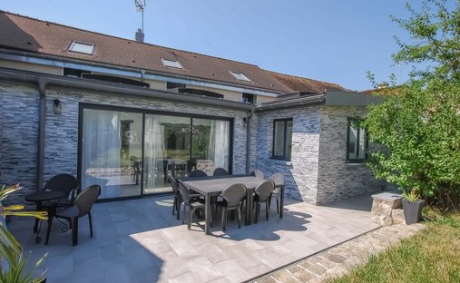 House in Boissy-sous-Saint-Yon, Ile-de-France, France 1