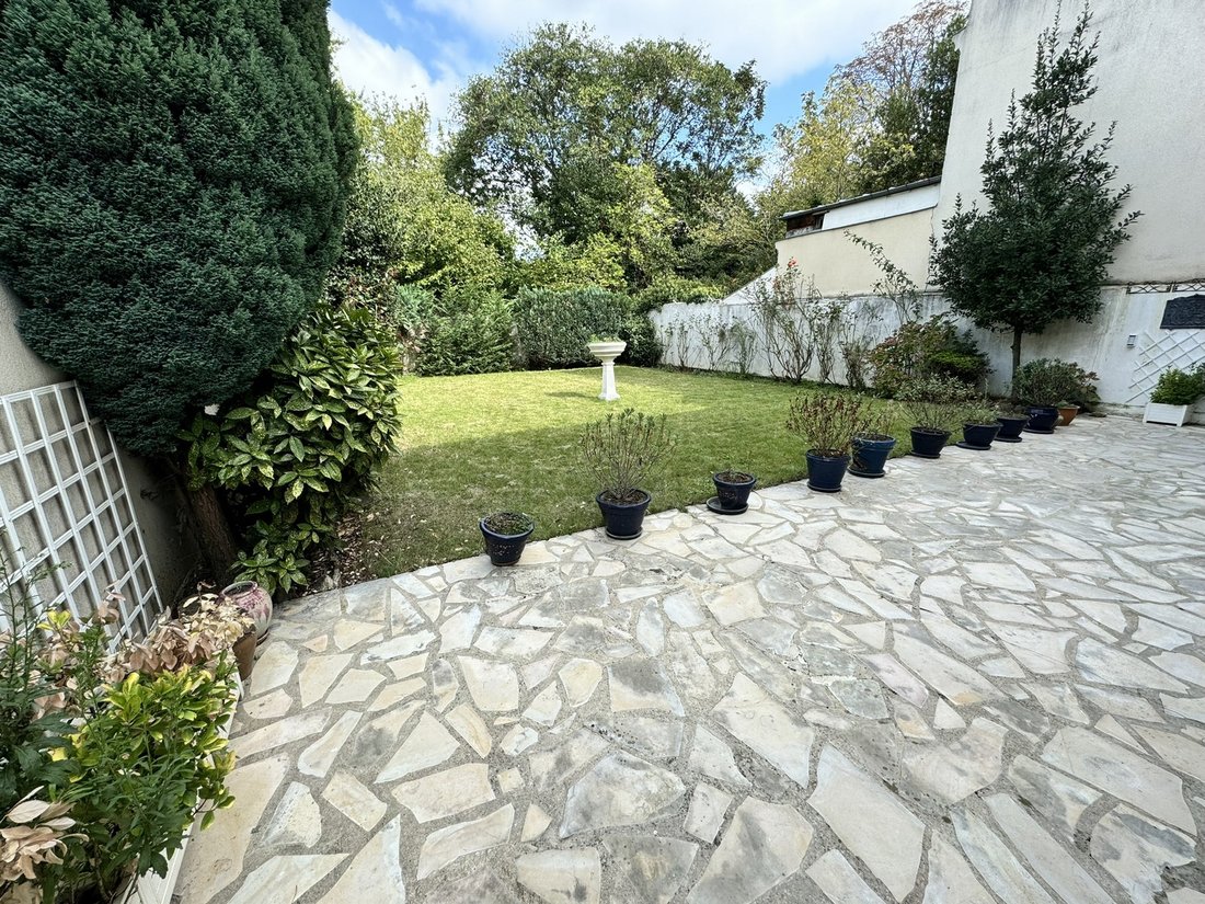 House in Centre Montmorency, Montmorency, France 1 - 16467208
