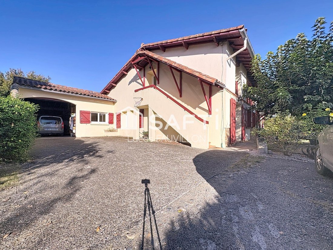 House in Rieux-Volvestre, Occitania, France 3 - 16468742