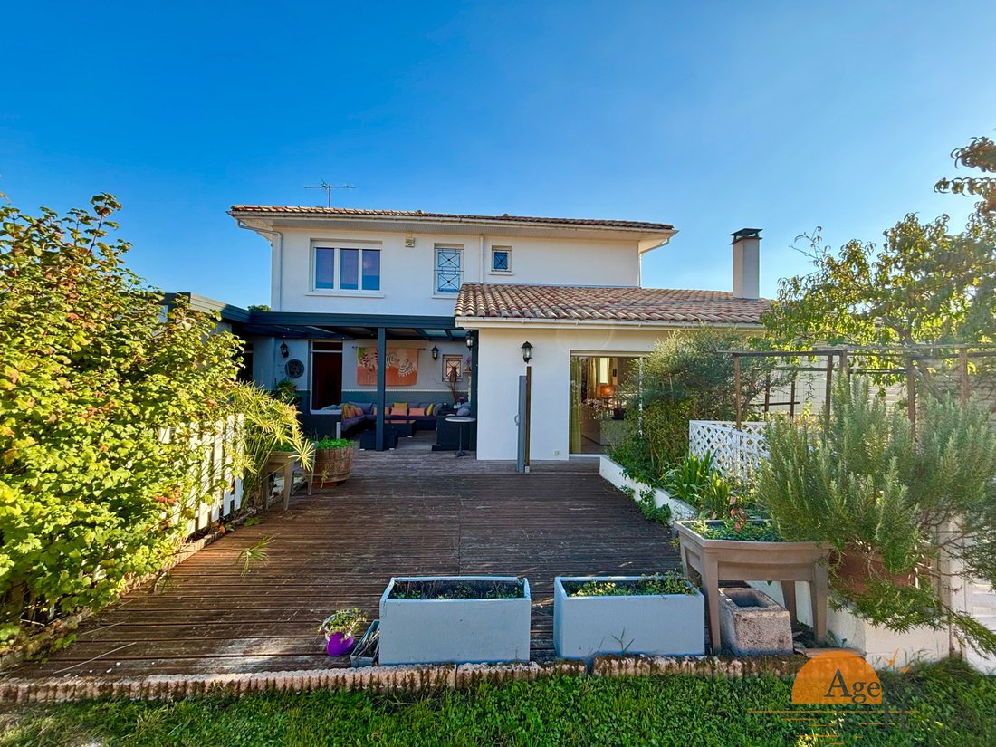 House in France-L'Alouette-Jean Bart, Pessac, France 1 - 16467624