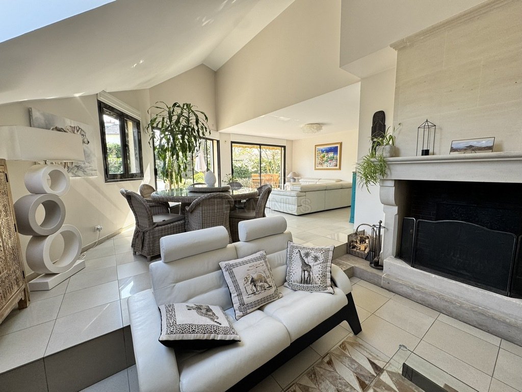 Villa in La Terre Aux Clercs, Saint-Gratien, France 4 - 16467045
