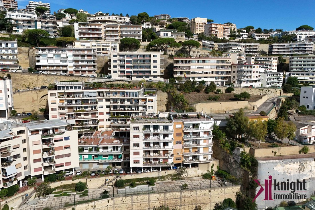Apartment in Naples, Campania, Italy 4 - 16469472