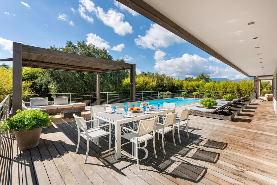 Villa in Lecci, Corsica, France 5 - 12952628