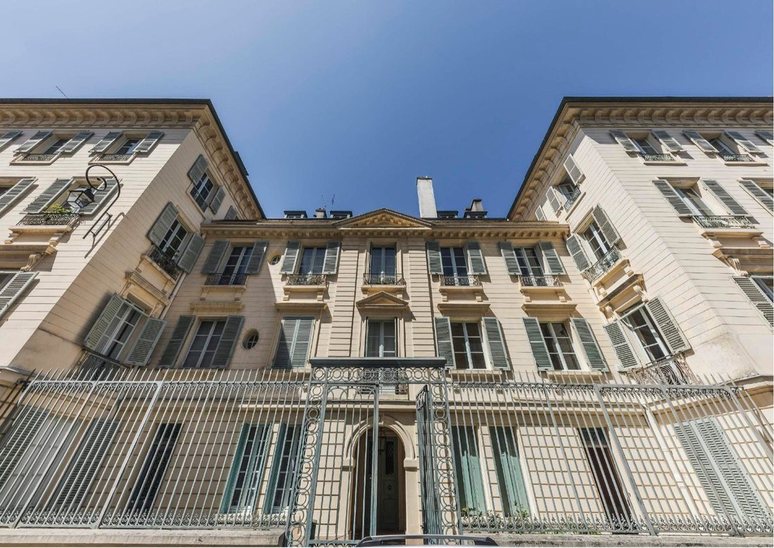 Castle in Domaine National du Château, Versailles, France 2 - 16468516
