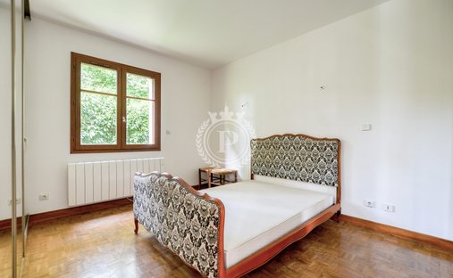 Castle for Sale in Saint-Leu-la-Forêt, Île-de-France, France