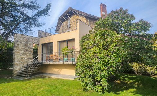 Maison à Centre Ville, Viry-Châtillon, France 1