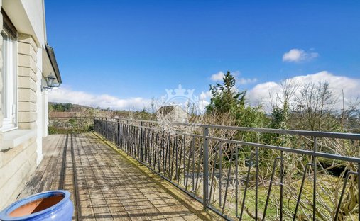 Castle for Sale in Saint-Leu-la-Forêt, Île-de-France, France
