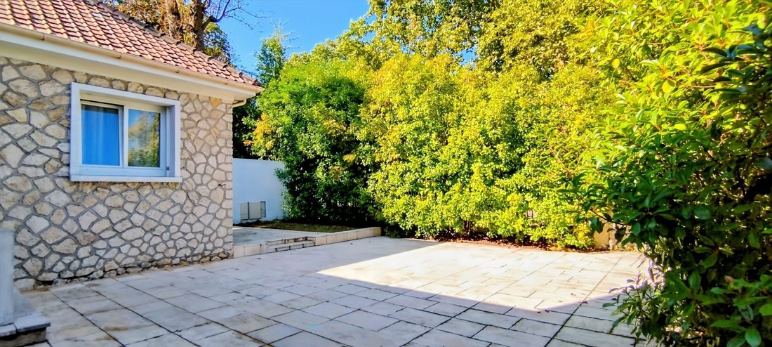 House in Centre Montmorency, Montmorency, France 4 - 16468383
