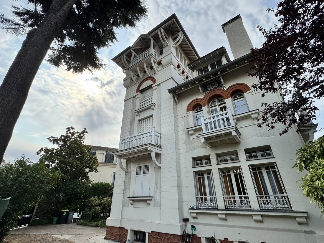 House in Centre Ville-Commerce, Enghien-les-Bains, France 1 - 16467546