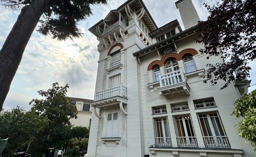 House in Centre Ville-Commerce, Enghien-les-Bains, France 1
