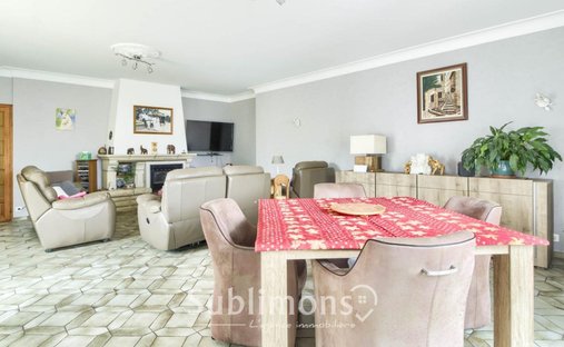 Castle for Sale in Ploërmel, Brittany, France