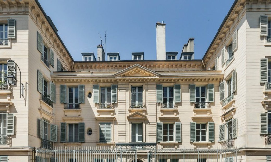 Château For Sale, 50 Rooms Versailles 78000