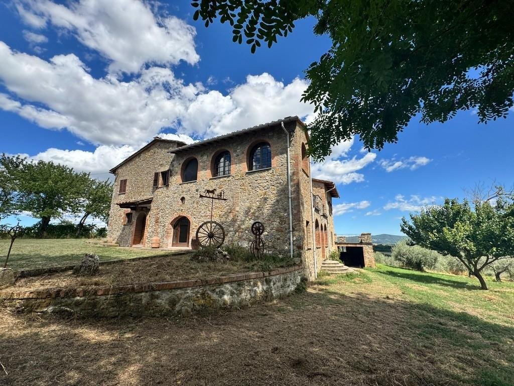 Farm Ranch in Casole d'Elsa, Tuscany, Italy 2 - 16467131