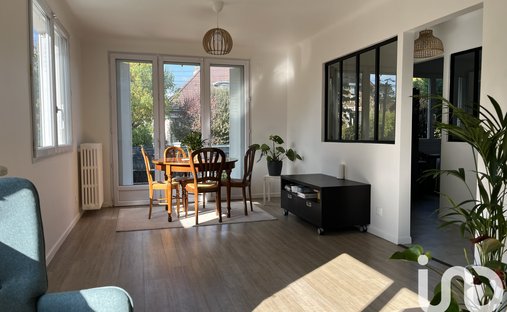 Castle for Sale in Saint-Leu-la-Forêt, Île-de-France, France