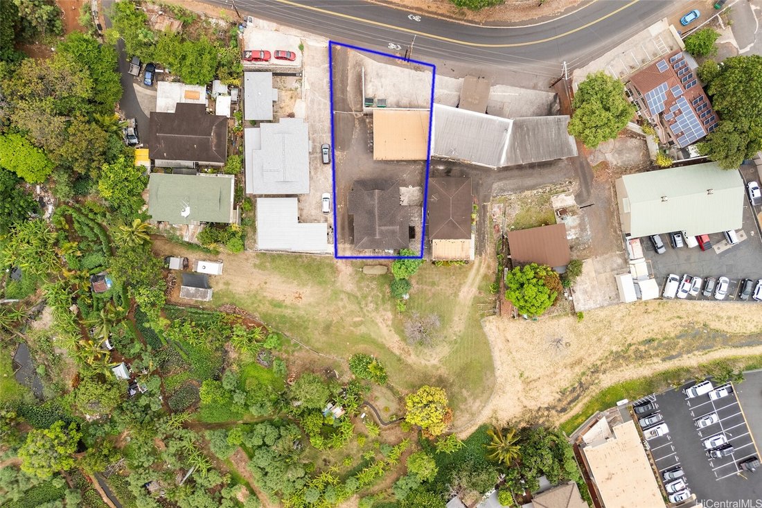 House in Waipahu, Hawaii, United States 1 - 16470089