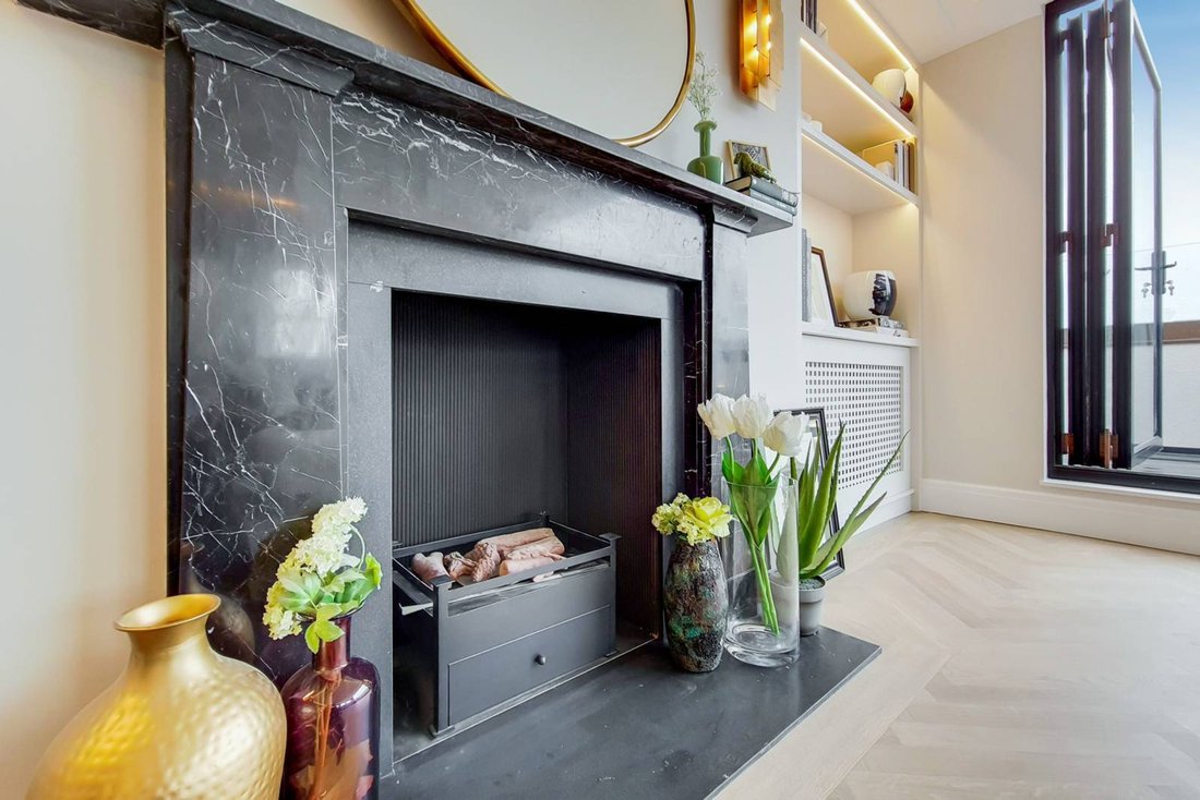 Apartment in The Boltons, Kensington And Chelsea, England 4 - 16466857
