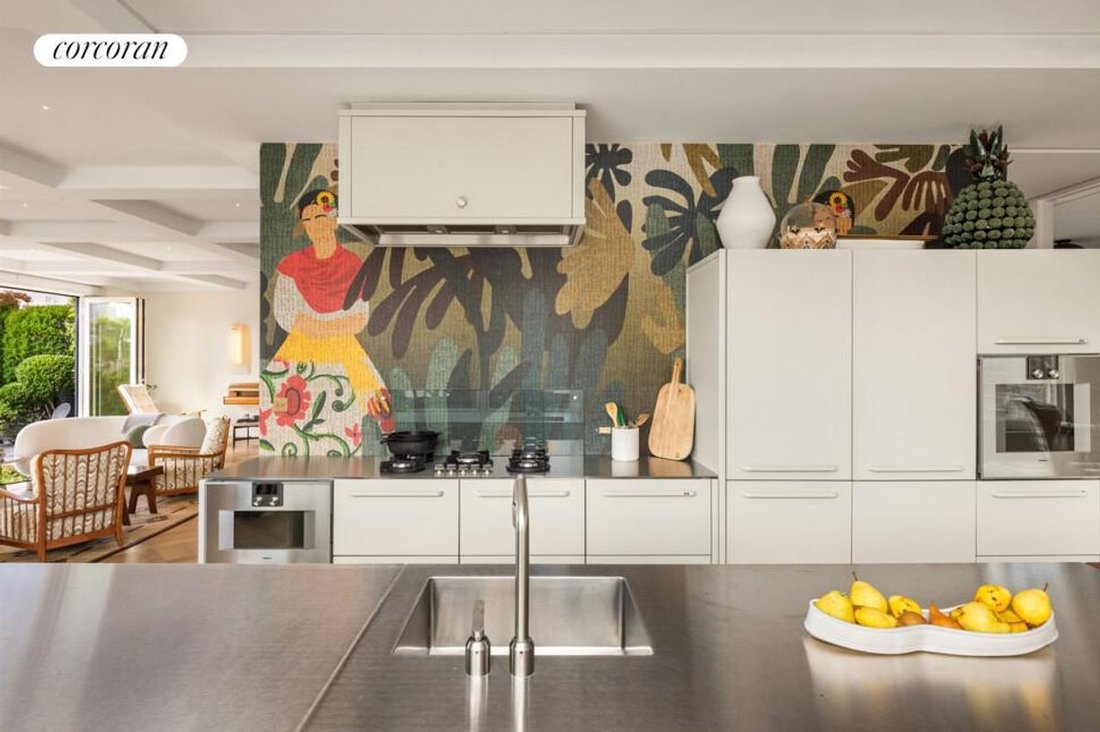 House in New York, New York, United States 5 - 16468484