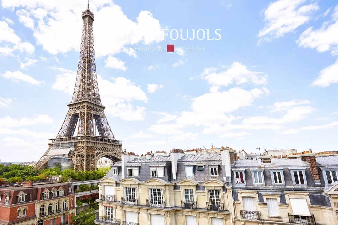 Apartment in Gros Caillou, Paris 7e Arrondissement, Paris 1 - 16466792