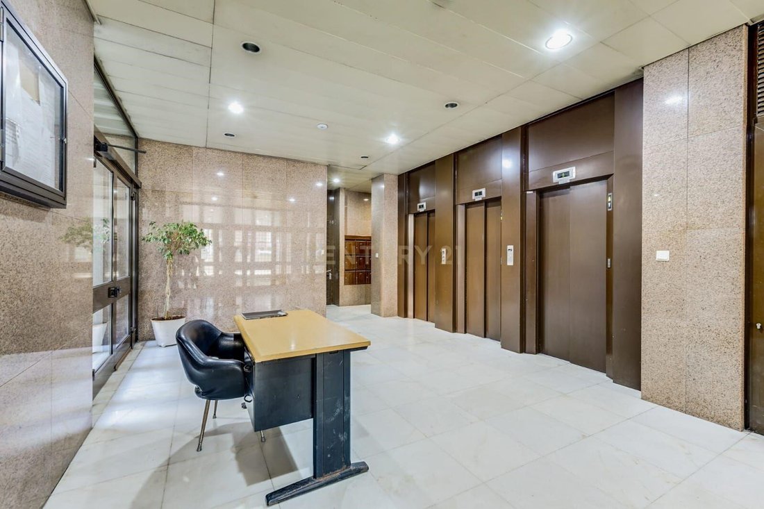 Apartment in Alges, Linda-a-Velha e Cruz Quebrada-Dafundo, Lisbon, Portugal 2 - 16470064