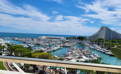 Apartment in Route de Grasse, Villeneuve-Loubet, France 1