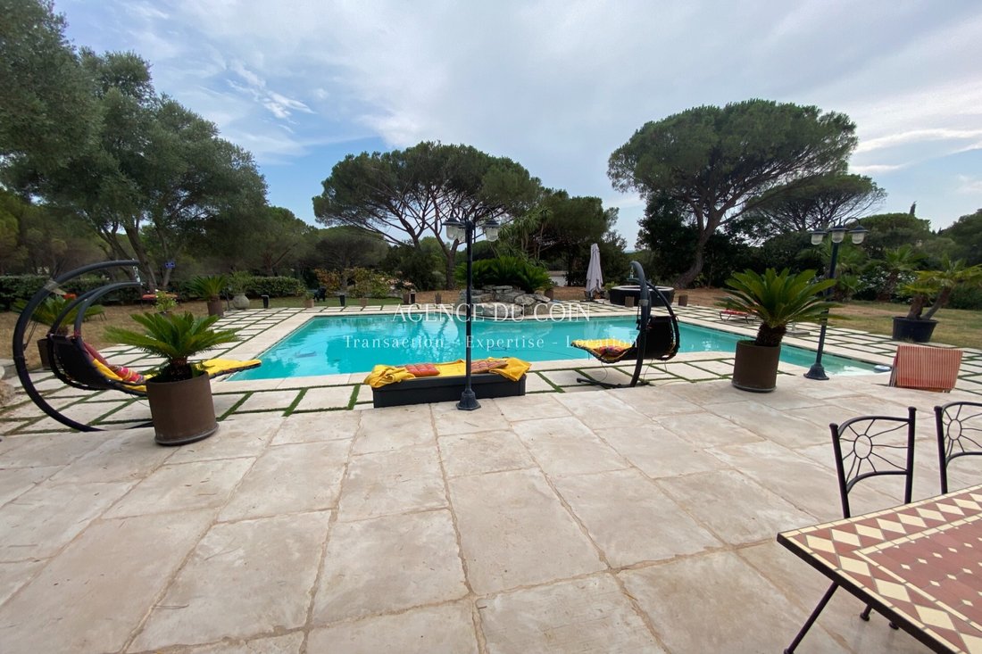 Villa in La Motte, Provence-Alpes-Côte d'Azur, Frankreich 2 - 12627180