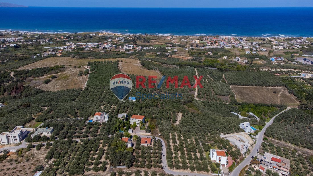 Land in Platanias, Greece 1 - 16470676