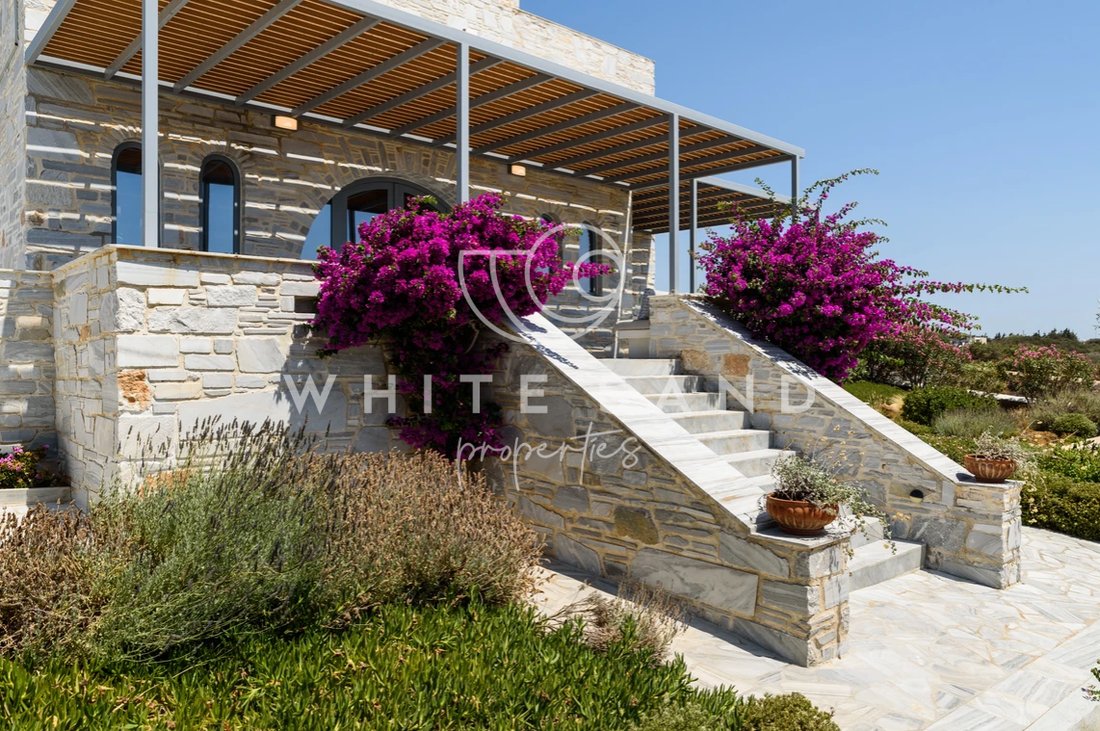 Villa in Paros, Aegean, Greece 2 - 16470662