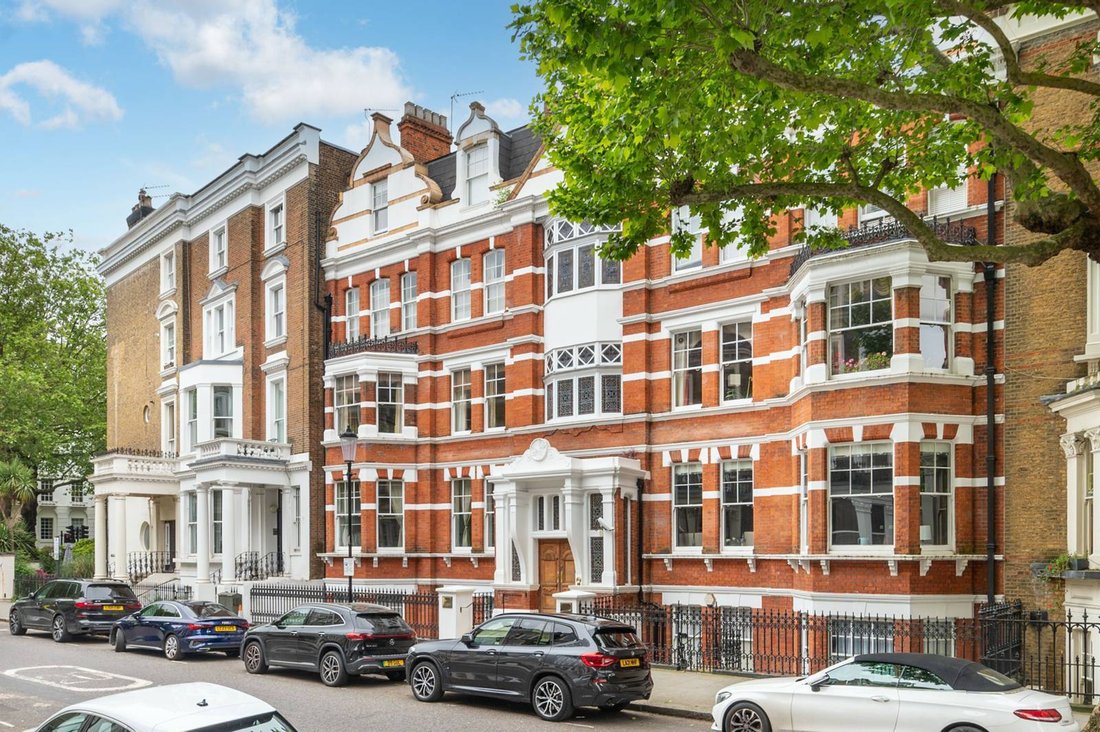 Apartment in Holland Park, Kensington And Chelsea, England 2 - 16466811